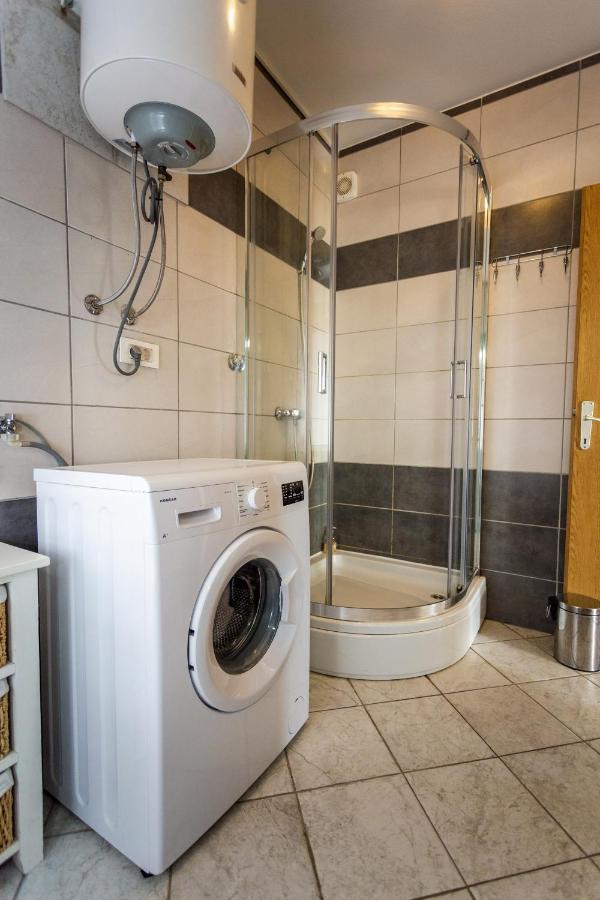 Apartmani Cerovecki 크라피나 외부 사진