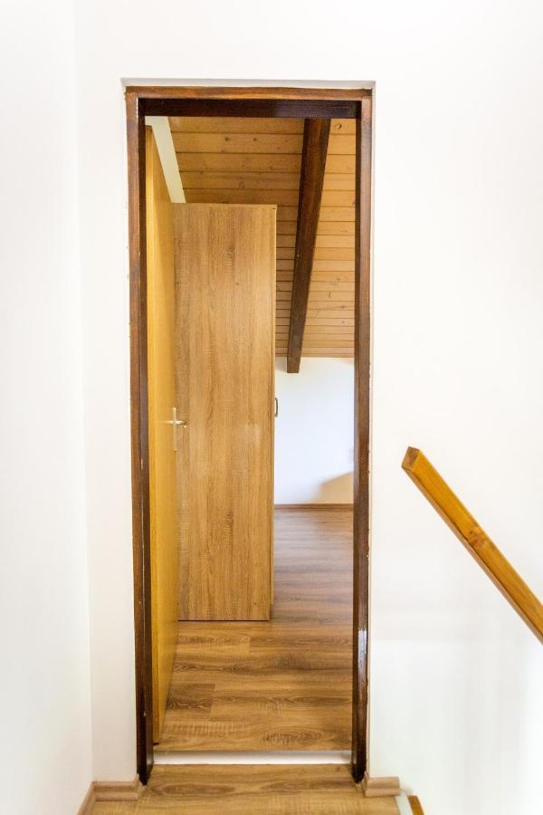 Apartmani Cerovecki 크라피나 외부 사진